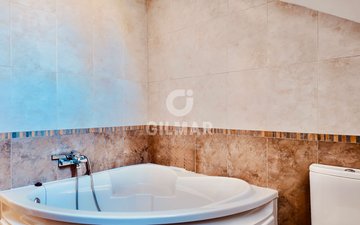 Property slide 17