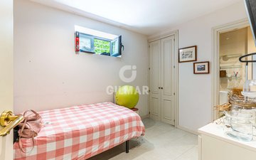 Property slide 35