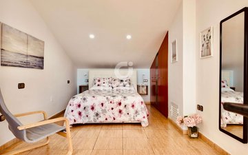 Property slide 40