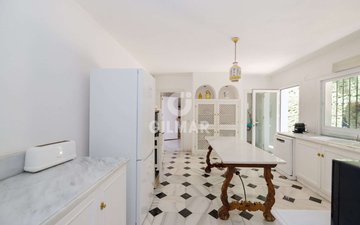 Property slide 22