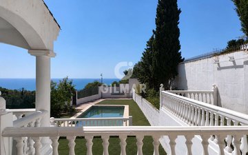 Property slide 7
