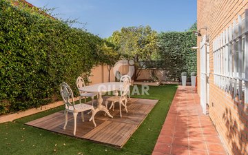 Property slide 31