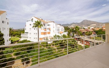 Property slide 44