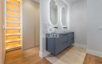 Property slide 28