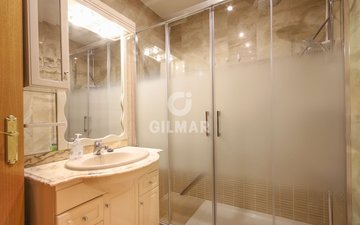 Property slide 16