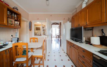 Property slide 28