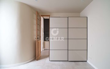 Property slide 22
