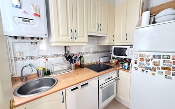 Property slide 10