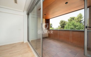 Property slide 8
