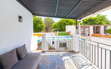 Property slide 38
