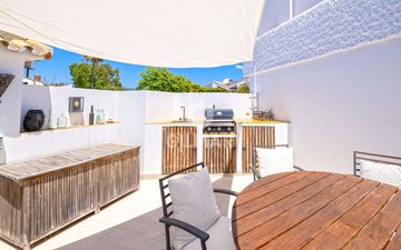 Property slide 51