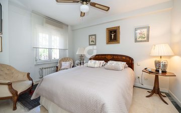 Property slide 25