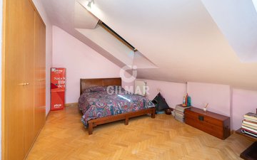 Property slide 15