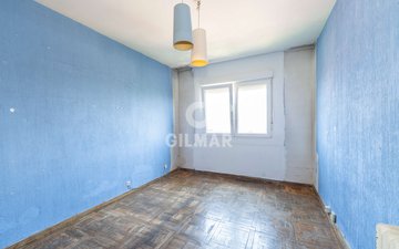Property slide 16