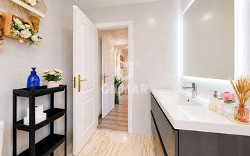 Property slide 28