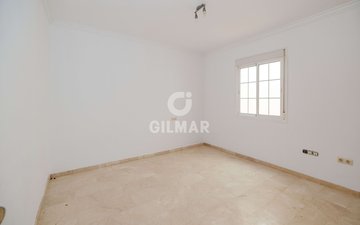 Property slide 39