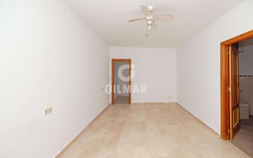 Property slide 31