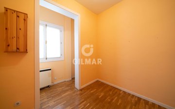 Property slide 25