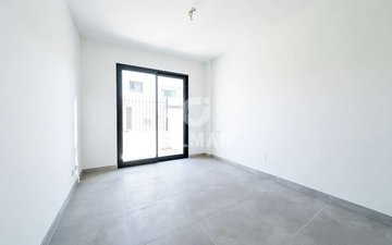 Property slide 7