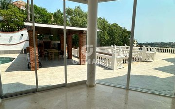Property slide 16