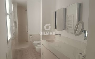 Property slide 10
