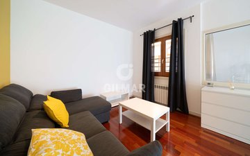 Property slide 32