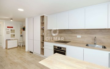 Property slide 21