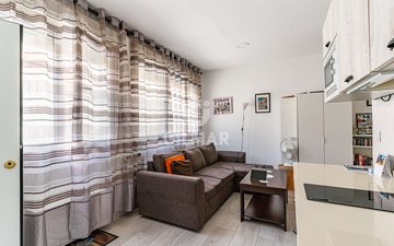 Property slide 22