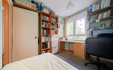 Property slide 18