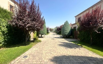 Property slide 46