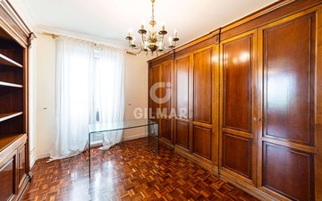 Property slide 17