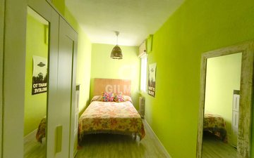 Property slide 18