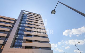 Property slide 32