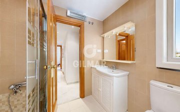 Property slide 24