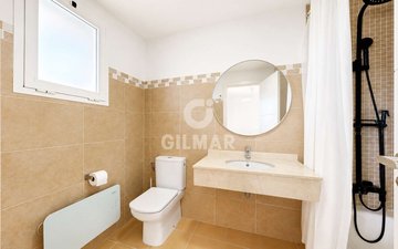 Property slide 21