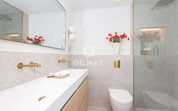 Property slide 21
