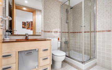 Property slide 25