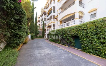 Property slide 33