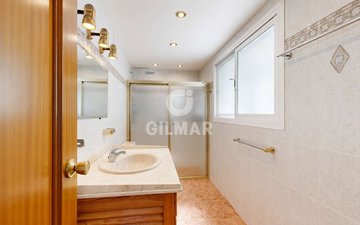 Property slide 23