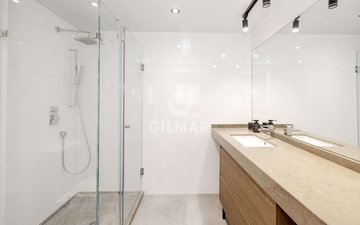 Property slide 18