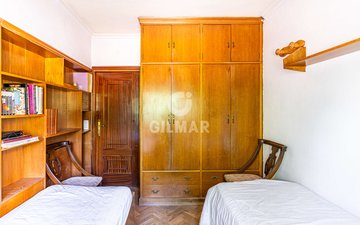 Property slide 22