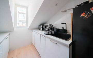 Property slide 20