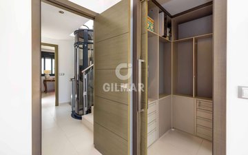 Property slide 26