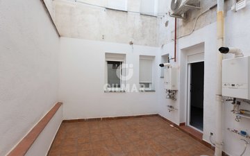 Property slide 25