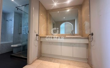 Property slide 15