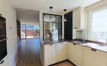 Property slide 30