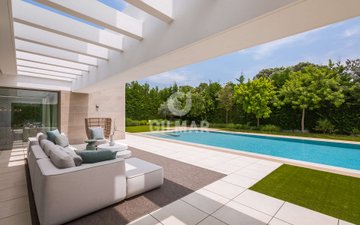 Property slide 17