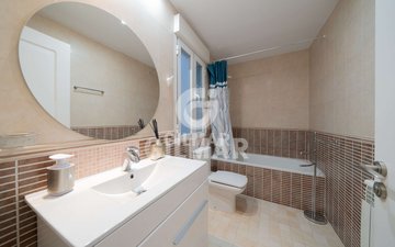 Property slide 27
