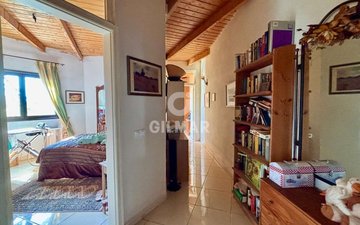 Property slide 30