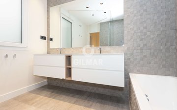 Property slide 24